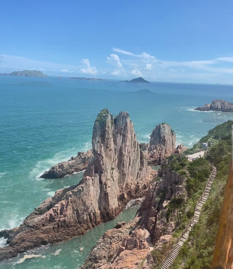 大陈岛海岸与礁石实景